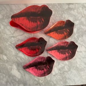 Lips Design Serveware Set - Red